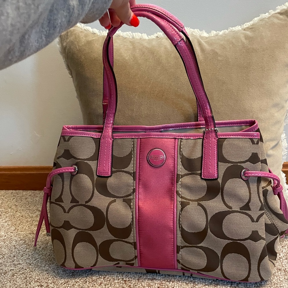COACH shoulder bag